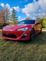 Toyota GT86 2,0-l-Boxermotor Automatik - - rote Toyota GT86
