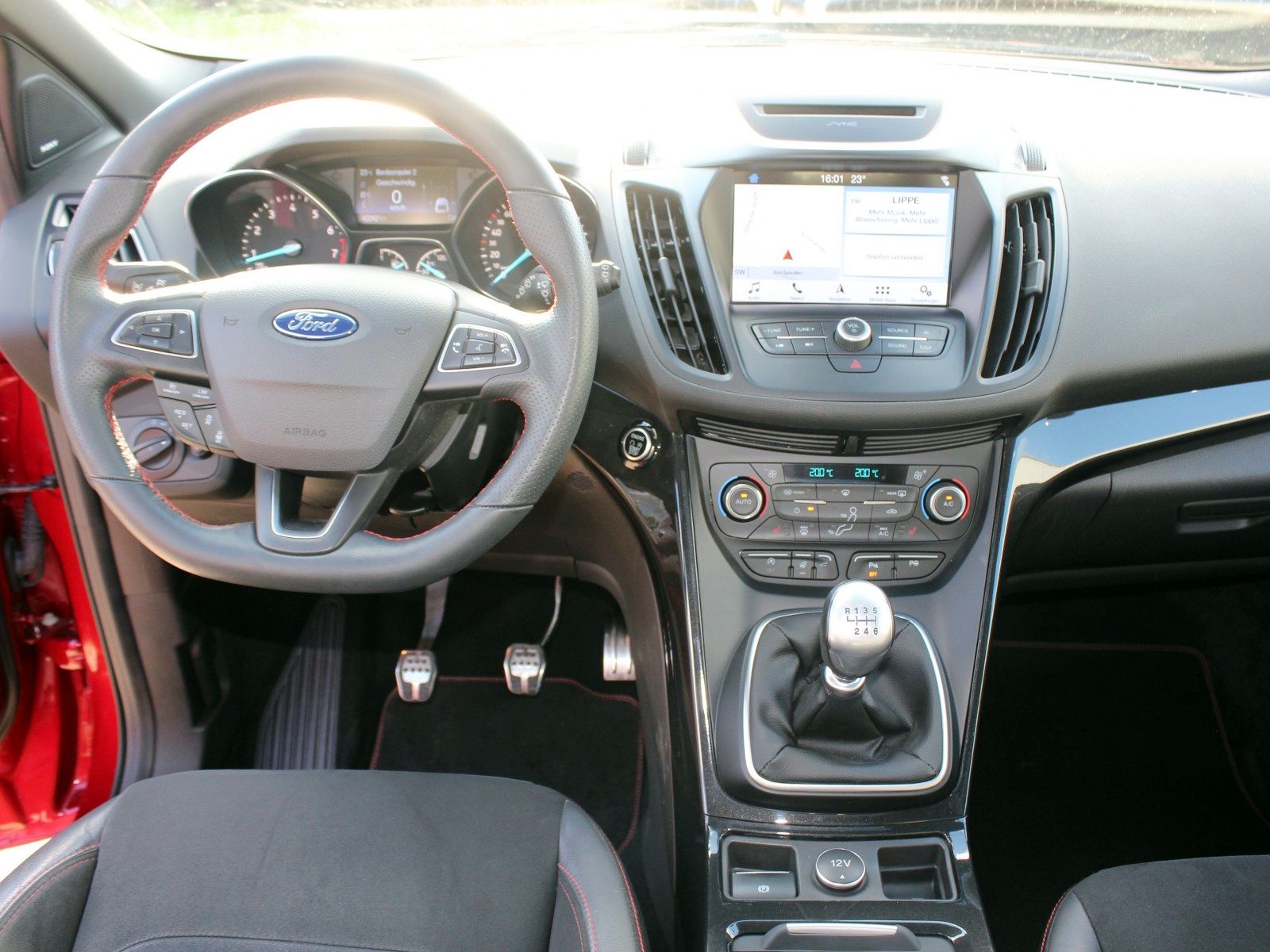 Fahrzeugabbildung Ford Kuga ST-Line 1,5 EcoBoost Start/Stopp