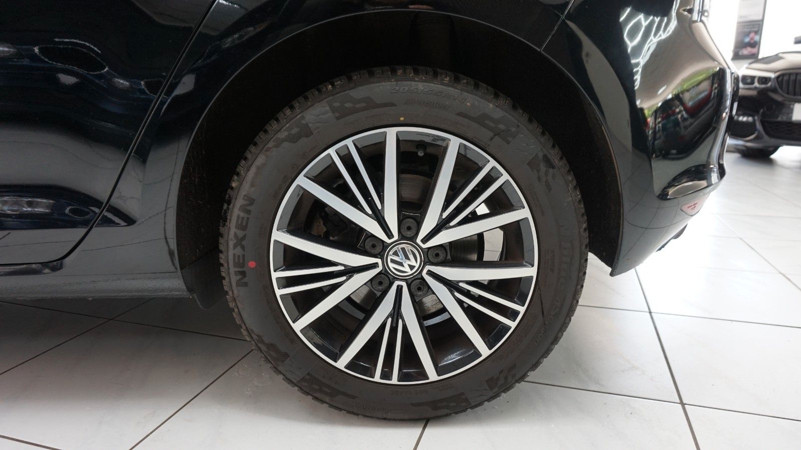 Fahrzeugabbildung Volkswagen Golf VII Lim. Allstar BMT