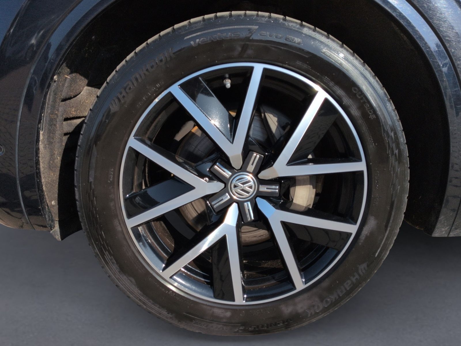 Touareg 3.0 TDI 4M tiptronic R Line STHZ+LUFT+