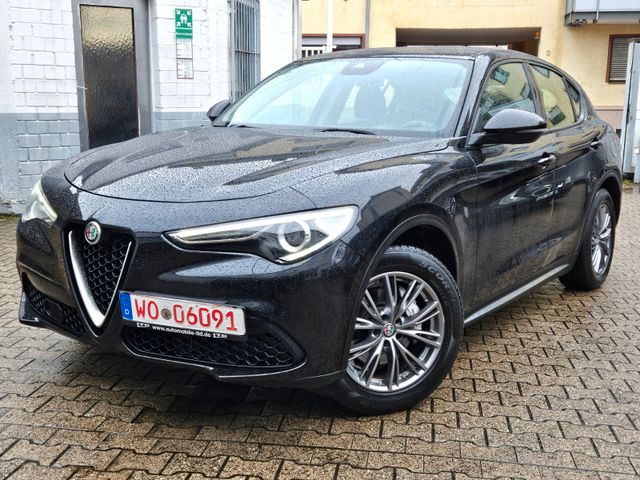 Alfa Romeo Stelvio Basis 2WD Aut./PDC/LED/Navi