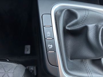 Kia Ceed 1.4 T Navi Kamera AHK Klima Tempomat