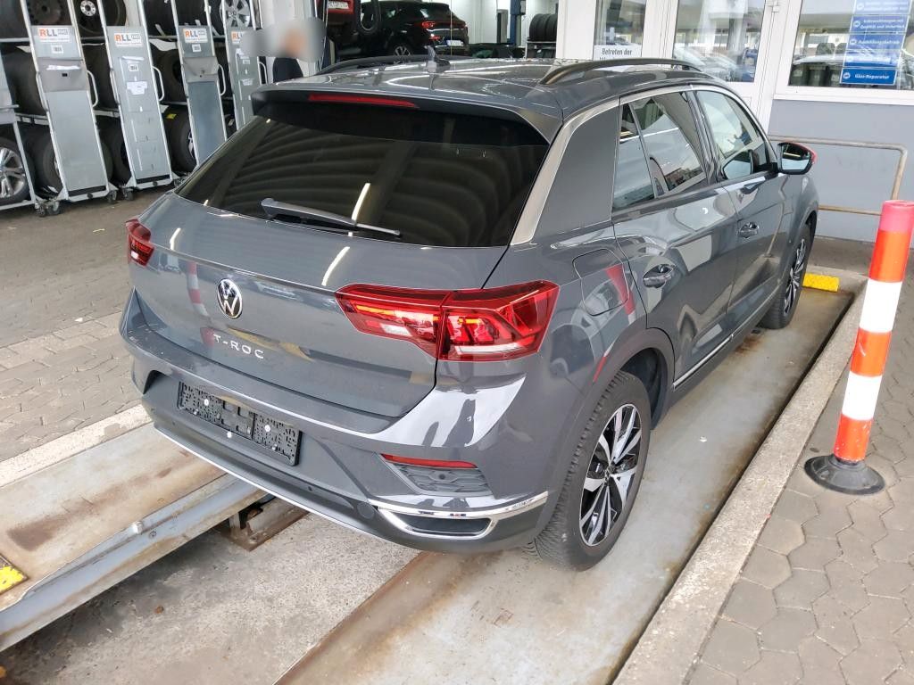 Fahrzeugabbildung Volkswagen T-Roc SPORT R-LINE PANONAVI BEATS SITZH. 1H