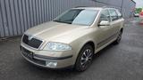 Skoda Octavia Combi Elegance Klimauto. PDC, Teilleder - Skoda Octavia aus 2006: Kombi