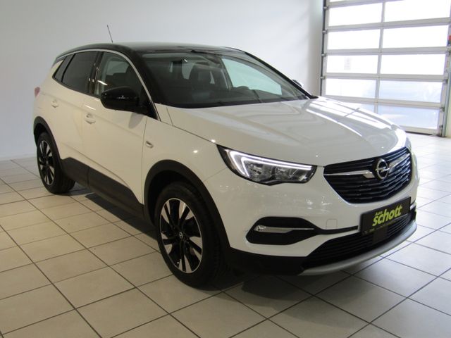 Grandland INNOVATION 1.2 Turbo AHK TEMP KAM PDC 