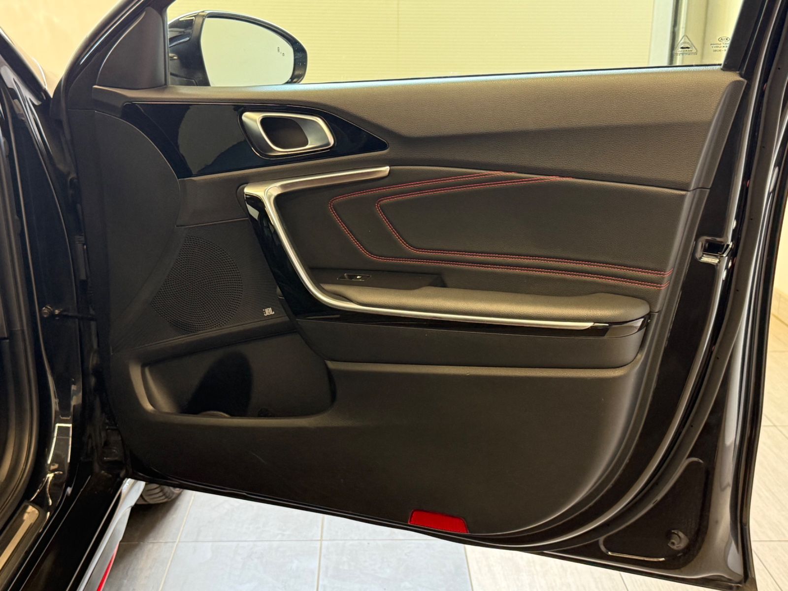 Fahrzeugabbildung Kia Ceed GT 1.6T GT DCT-Navi,Automatik,Klimaauto.