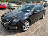 Skoda Octavia Combi Premium Edition**TOP PAKET** - Skoda Octavia: Premium Edition