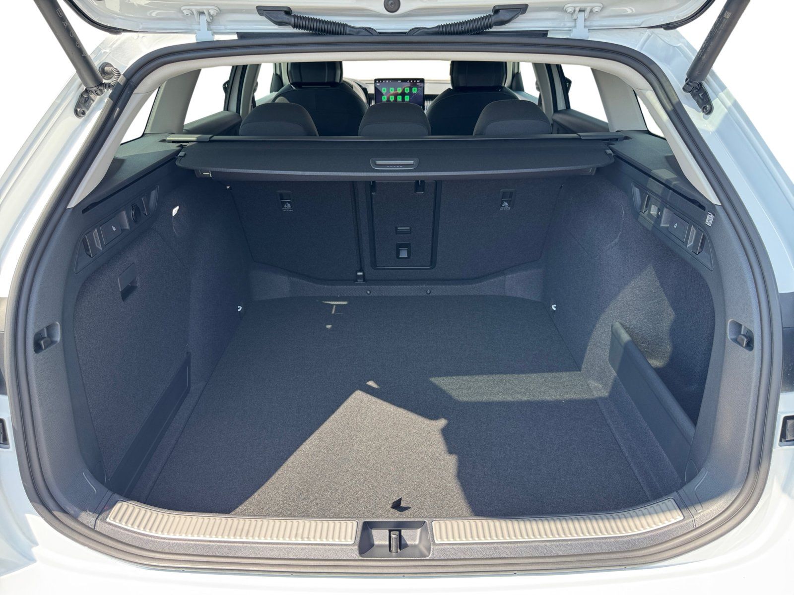Skoda Superb - Bild 7