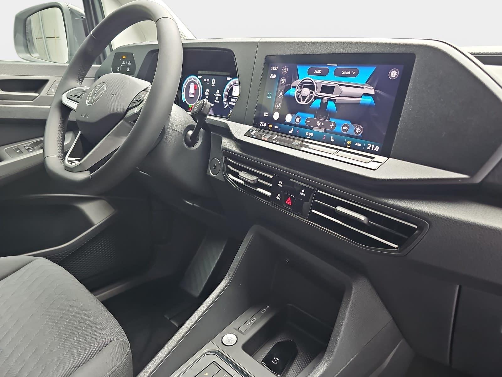 Volkswagen CADDY MAXI 1.5 TSI DSG LIFE APP-CONNECT AHK