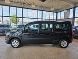Mercedes-Benz Citan 111 CDI extralang Behindertengerecht-Rampe - Mercedes-Benz: C111