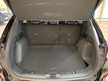 Fahrzeugabbildung Ford Kuga Titanium X LED Navi ACC Head-Up Winterpaket