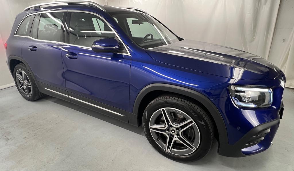 Mercedes-Benz GLB 220