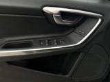 Volvo V60 Kombi Summum Virtual Lane ACC Navi BLIS - Volvo Gebrauchtwagen in Rostock