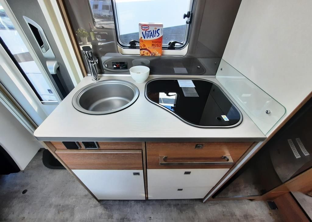 Fahrzeugabbildung Dethleffs Globeline T 6613 EB Mercedes mit Top Ausstattung