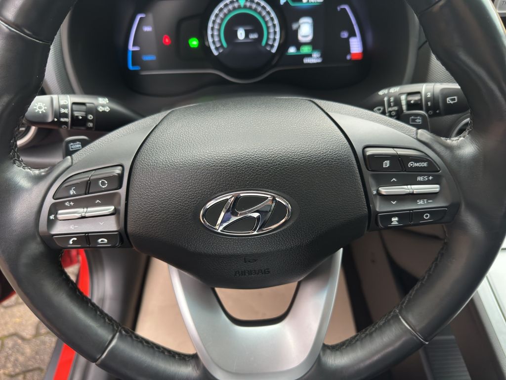 Hyundai KONA ELEKTRO STYLE + NAVIGATION - SOH 91,8%