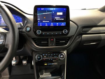 Fotografie des Ford Puma 1.0 EcoBoost Hybrid ST-LINE X