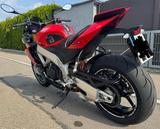Aprilia Tuono V4 - APRILIA SPORTTOURER