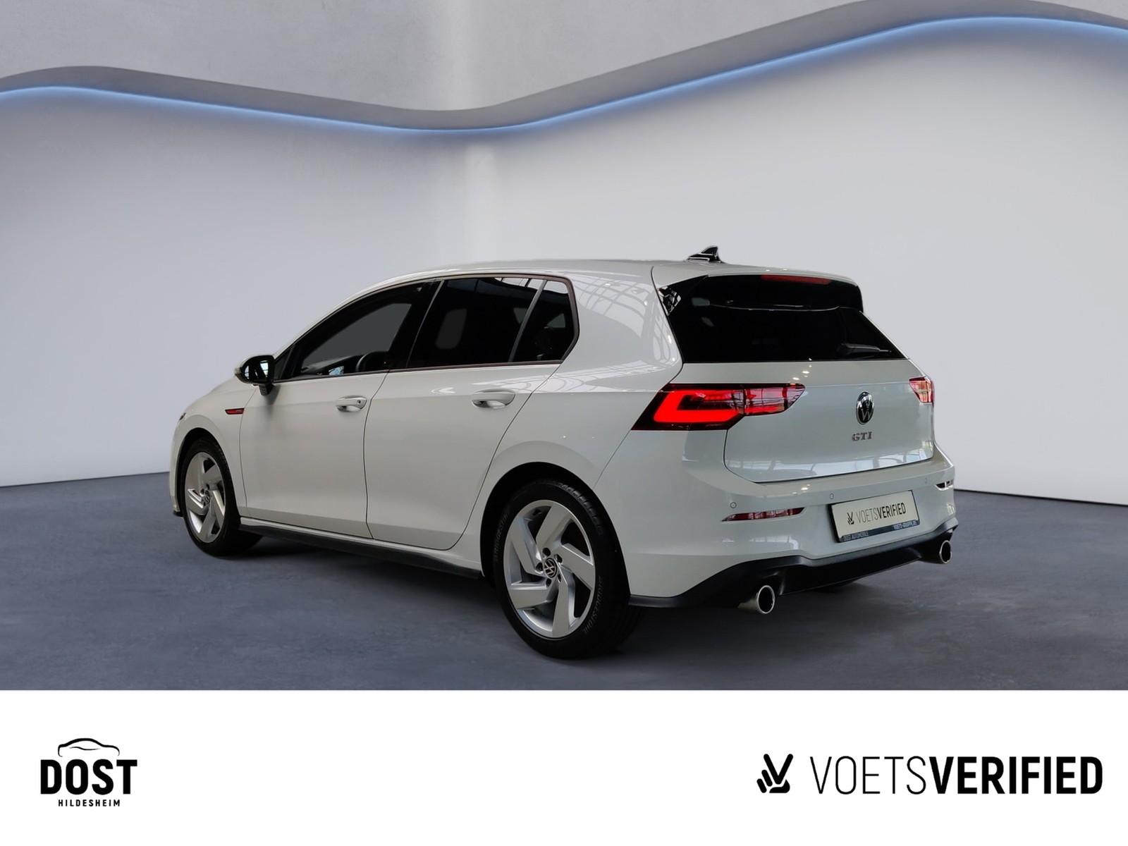 Volkswagen Golf VIII GTI 2.0 TSI KLIMA+PANO+REAR VIEW, миниатюра 4