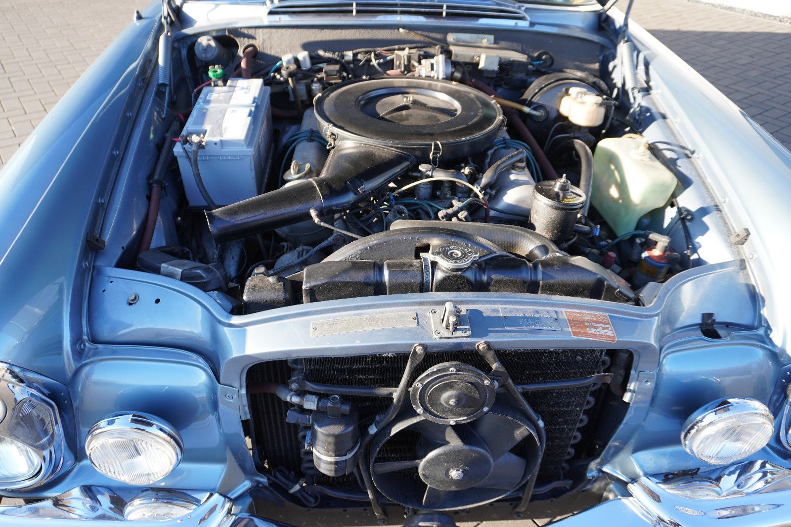 Fahrzeugabbildung Mercedes-Benz 280 SE 3,5 Cabriolet