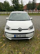 Volkswagen up! 1.0 44kW -Reifen HU Inspektion Ölwechsel neu - Volkswagen up! in Kiel