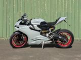 Ducati 899 Panigale mit LED Scheinwerfer - Offers