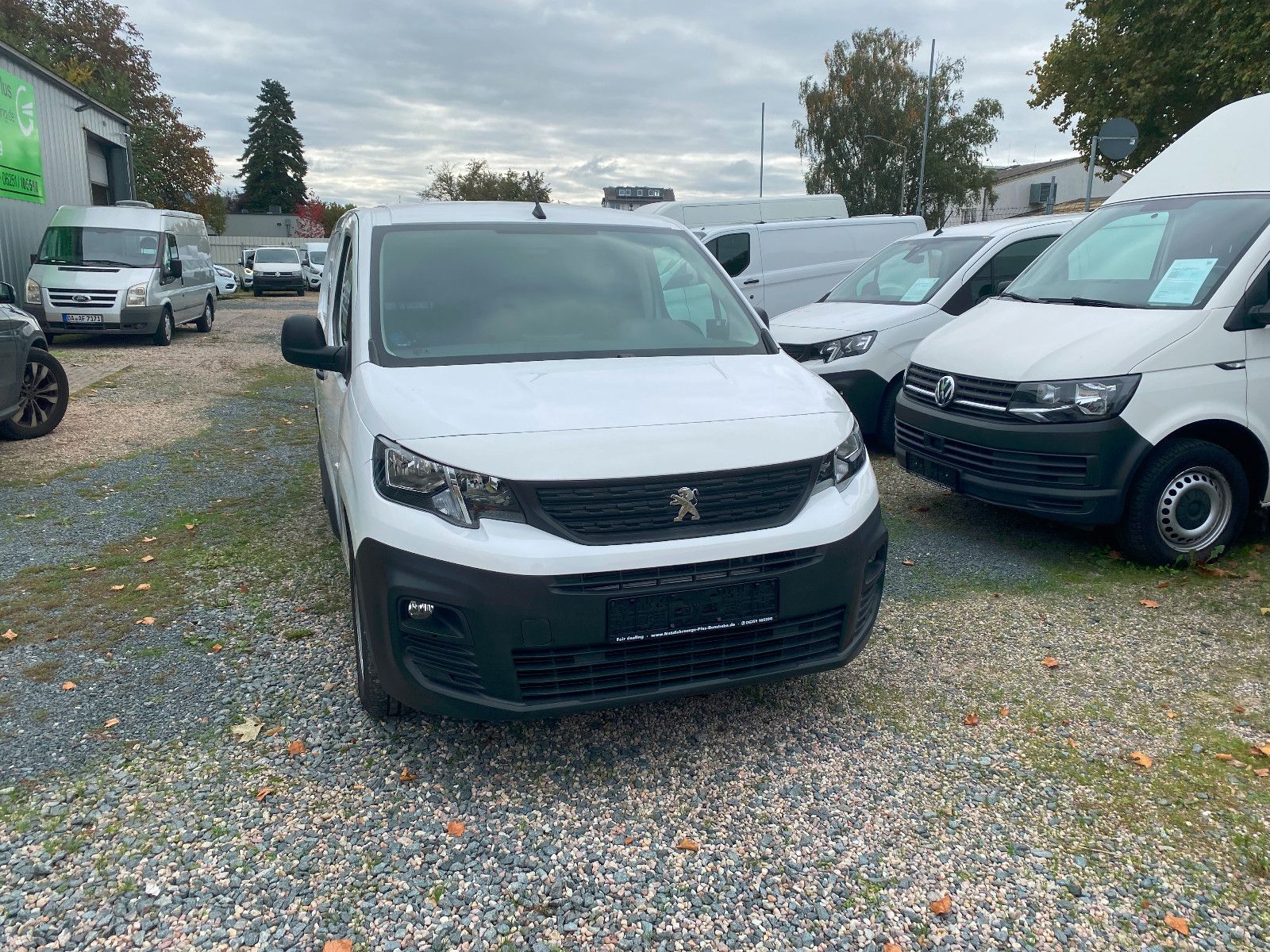 Fahrzeugabbildung Peugeot PEUGEOT Partner1.6BlueHDi ServiceEdition,Kasten