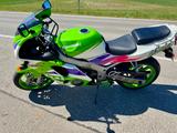 Kawasaki ZX 600 F - KAWASAKI ZX 600 F