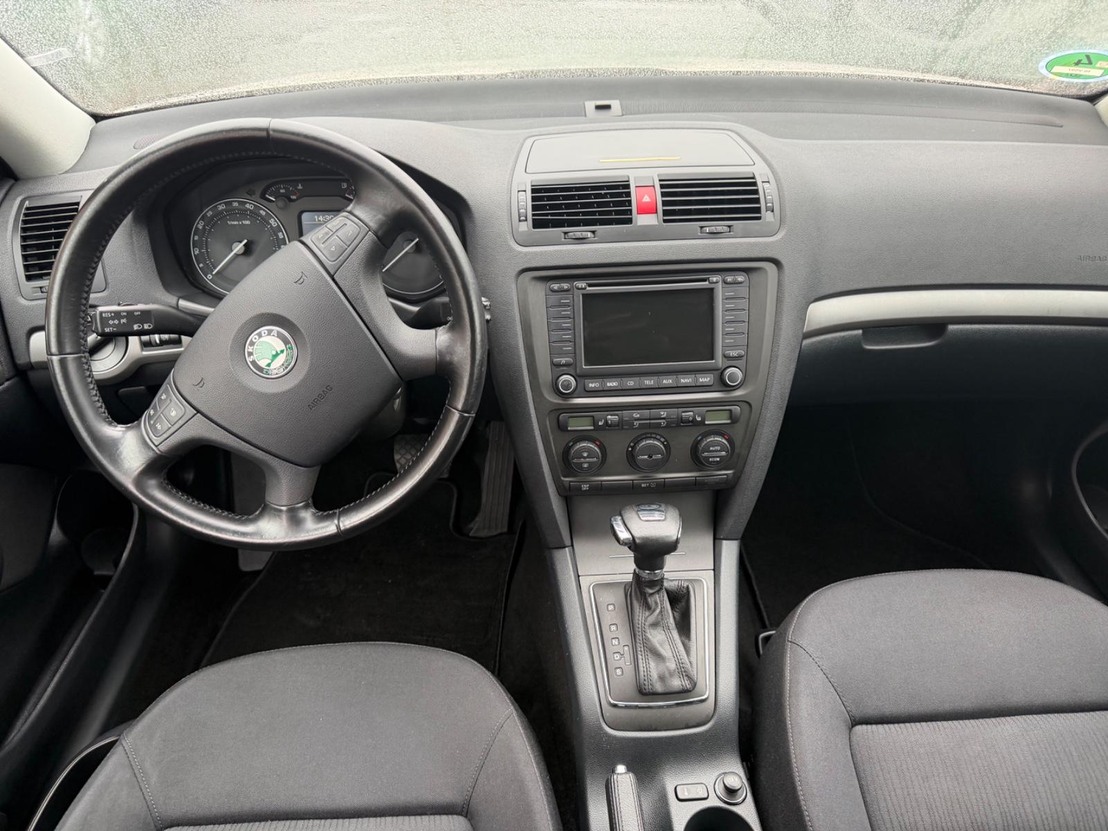 Skoda Octavia Lim. Elegance/1,6/Automatik/TÜV NEU