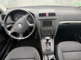 Skoda Octavia Lim. Elegance/1,6/Automatik/TÜV NEU - Skoda Octavia aus 2005