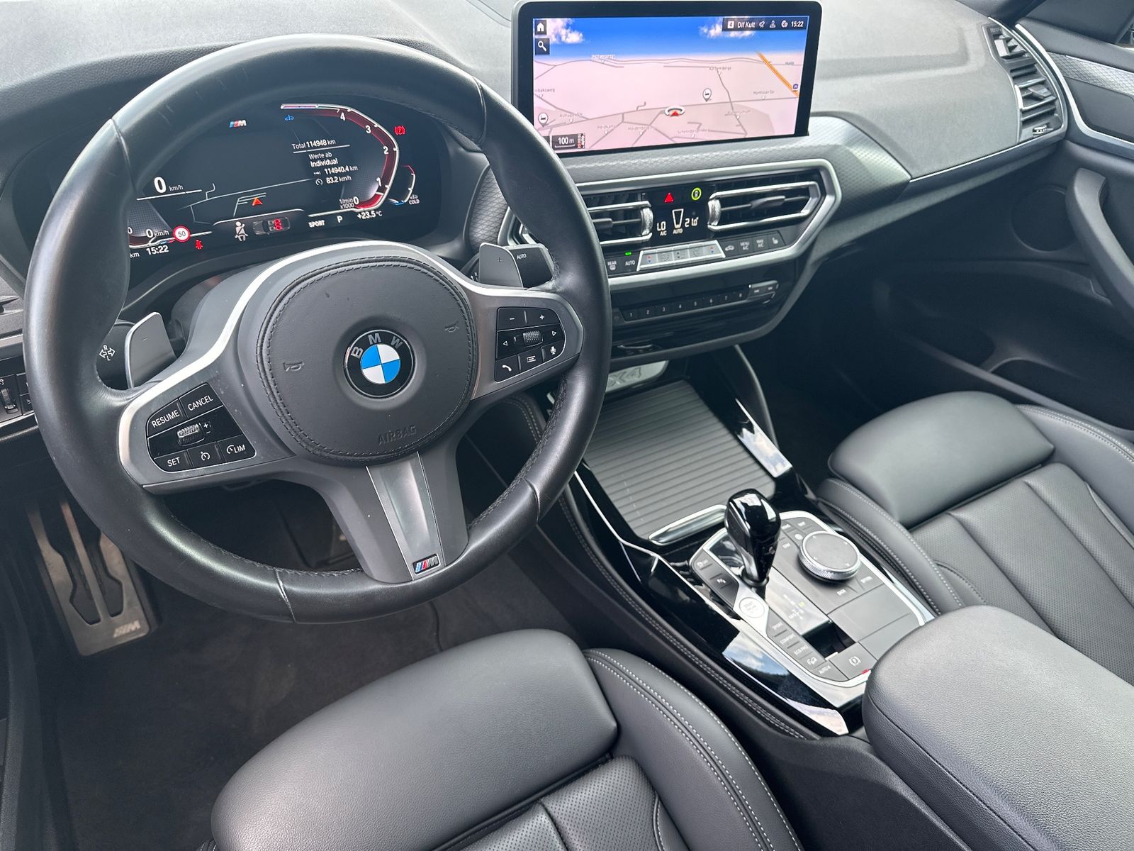 Fahrzeugabbildung BMW X4 xDrive20d M-Sport NAV+LED+AHK++20ZOLL+KAMERA