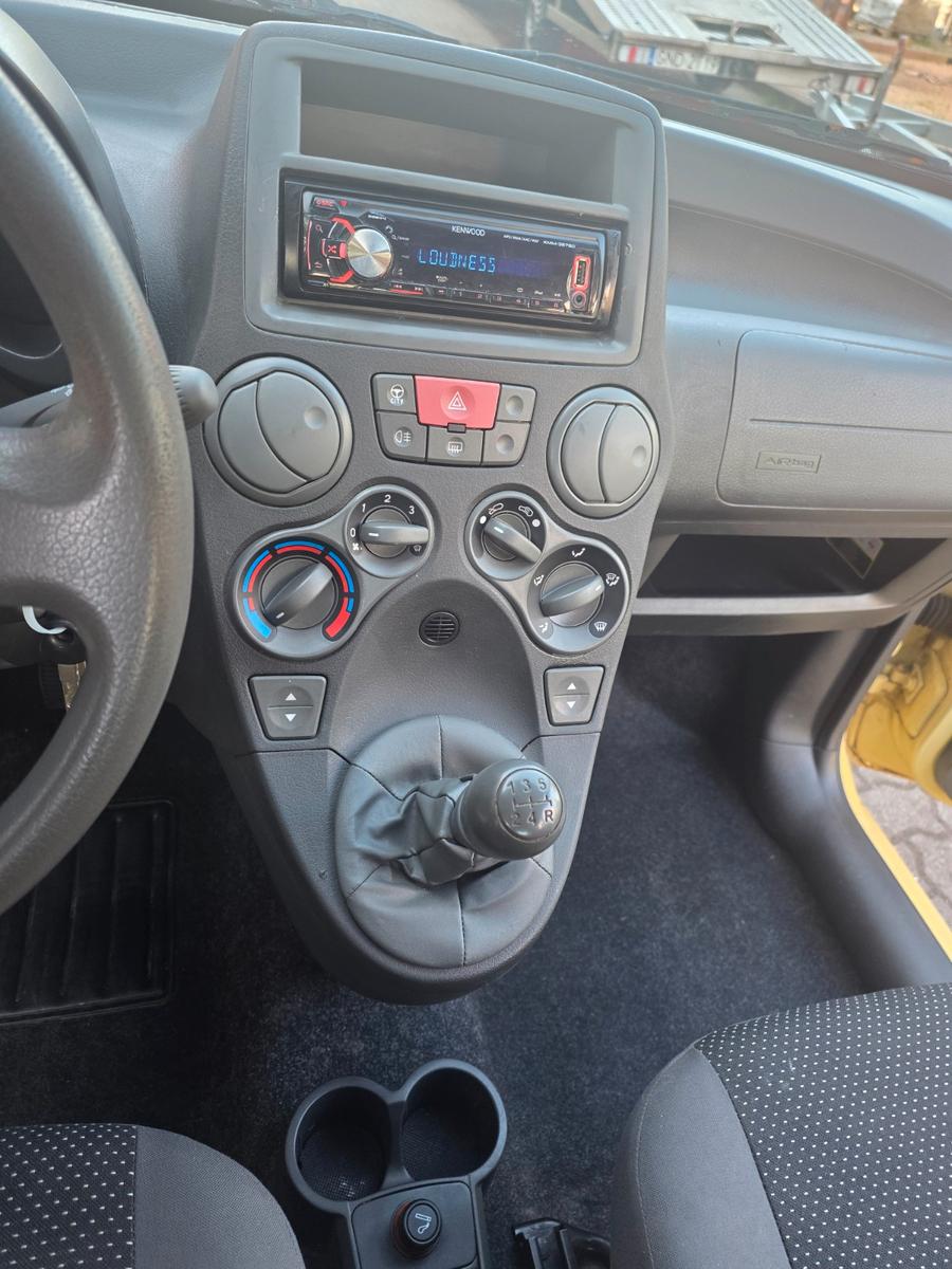 Fiat Panda 1.1 8V Active-120Tkm-TÜV NEU