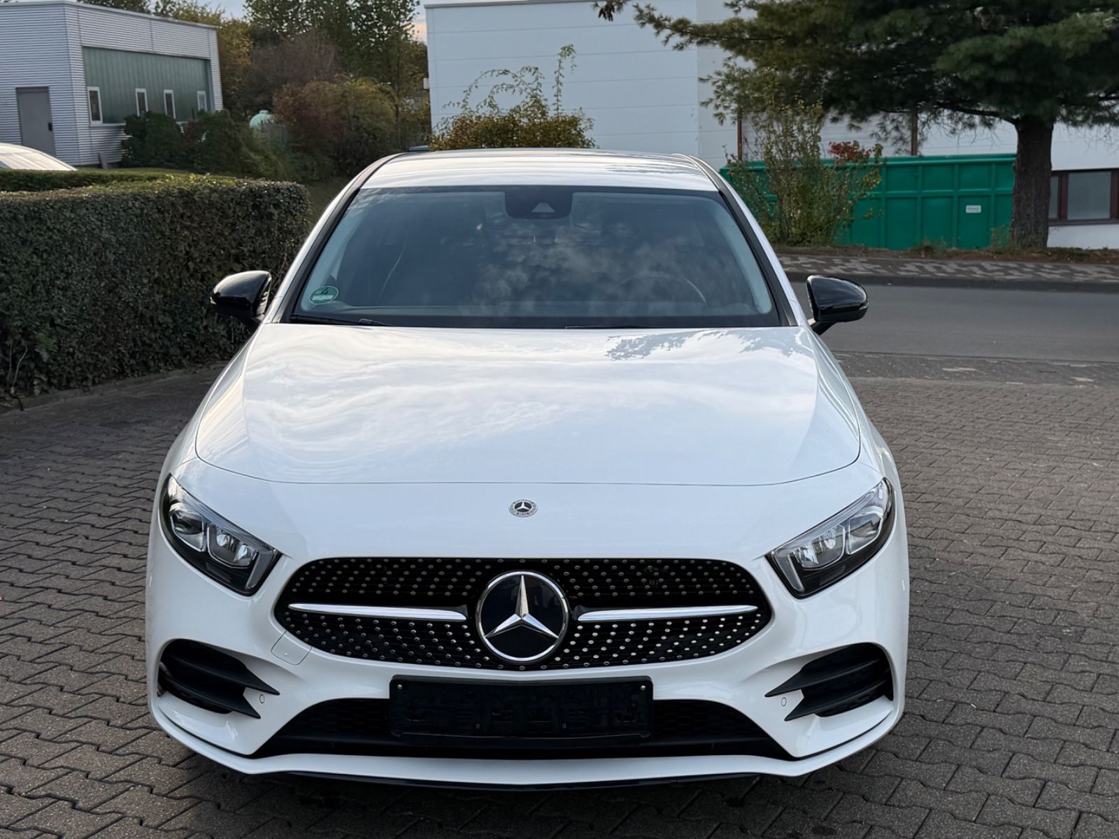 Mercedes-Benz A 250e AMG Edition LED Night Ambiente imagem 2