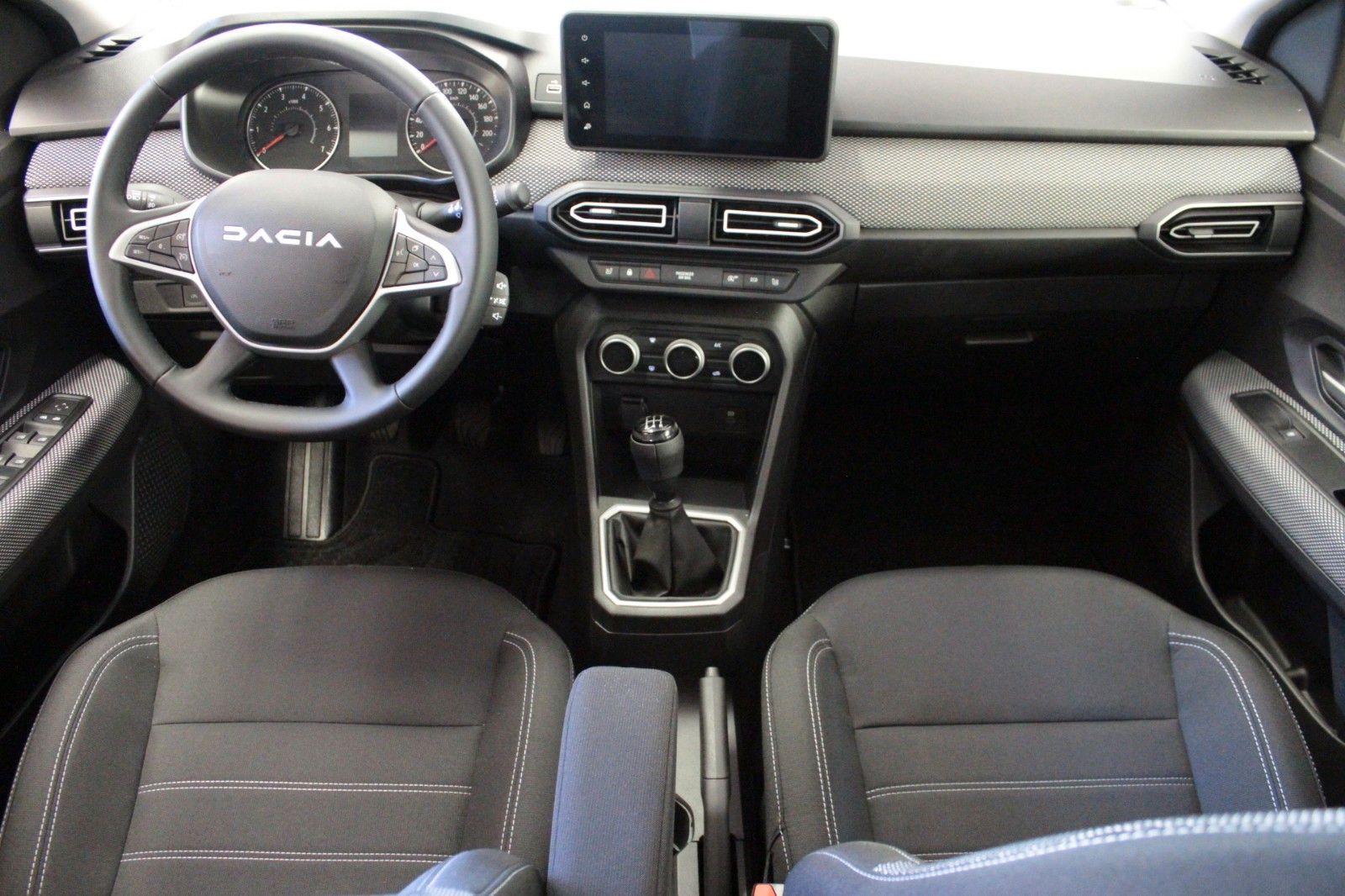 Fahrzeugabbildung Dacia Sandero TCe 100  ECO G Expression*Winterpaket*