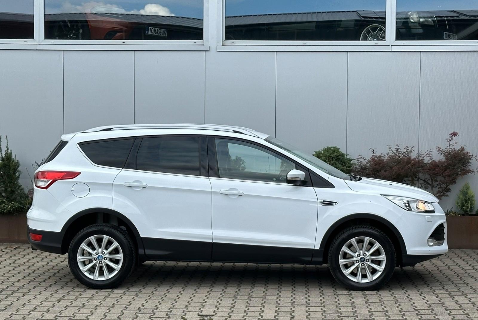 Ford Kuga 1,5 EcoBoost 4x4 Titanium Autom*Leder*Navi*