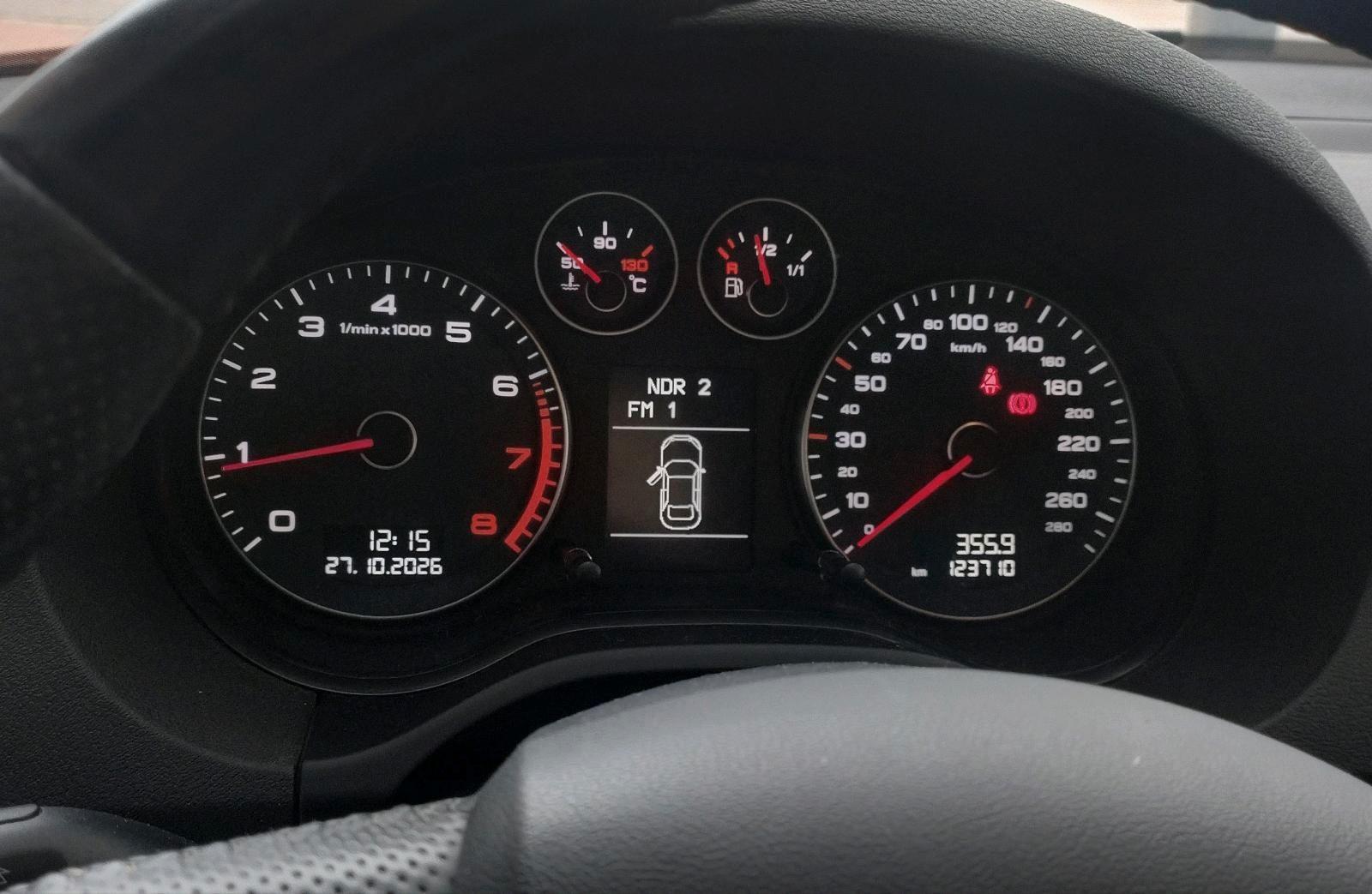 Audi A3 2010 — photo 11