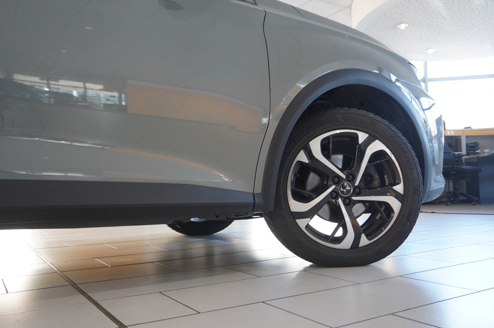 Fahrzeugabbildung DS Automobiles DS7 (Crossback) 1.5D BASTILLE+ NAVI/LED/360°/DAB