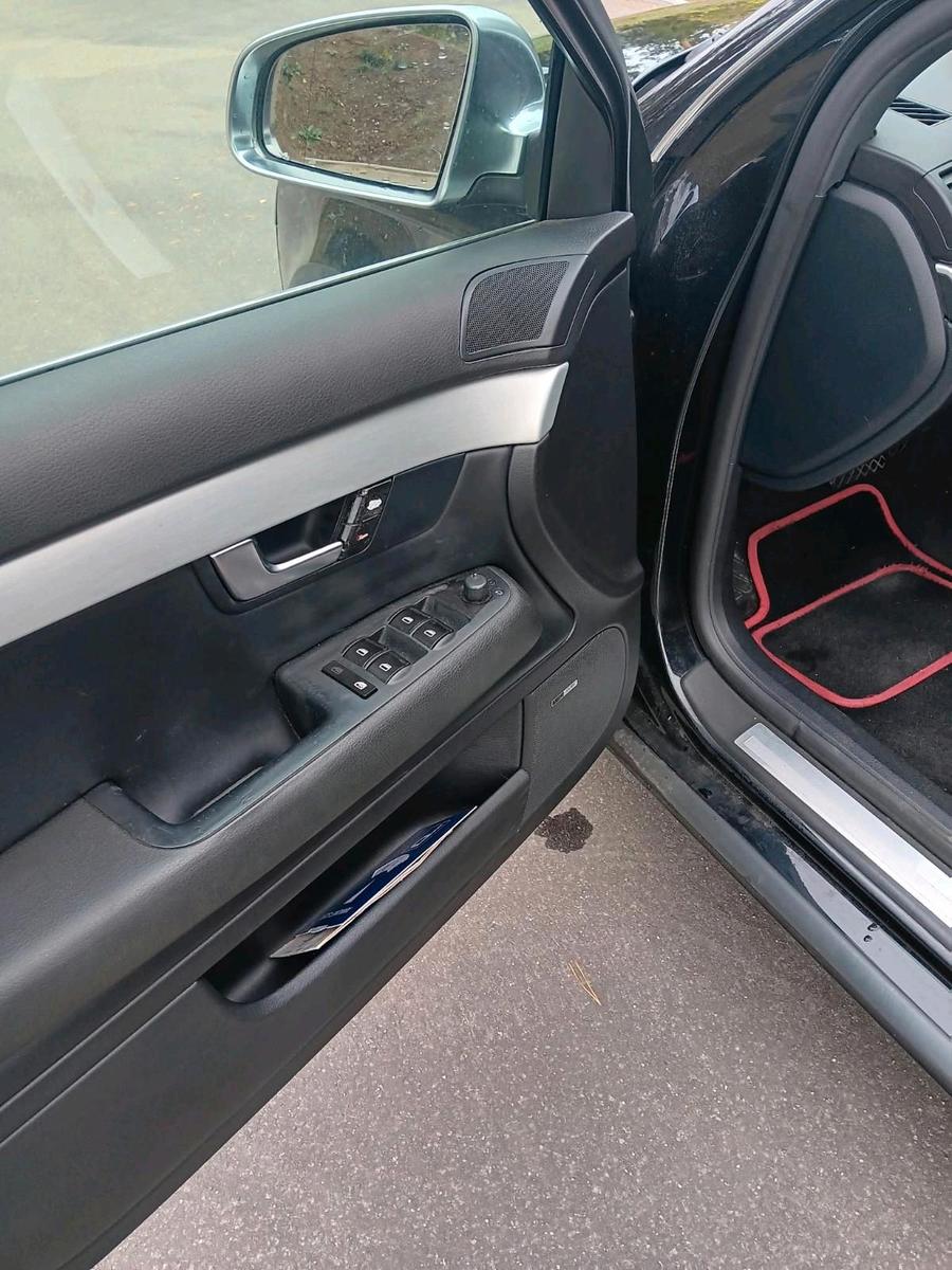 Audi S4 2005 — photo 14