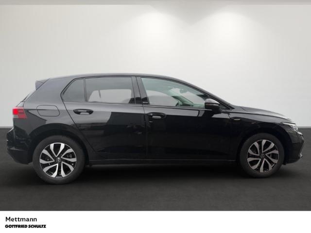 Volkswagen Golf 1.5 TSI Active NAVI LED STHZG KAMERAPDC SHZ