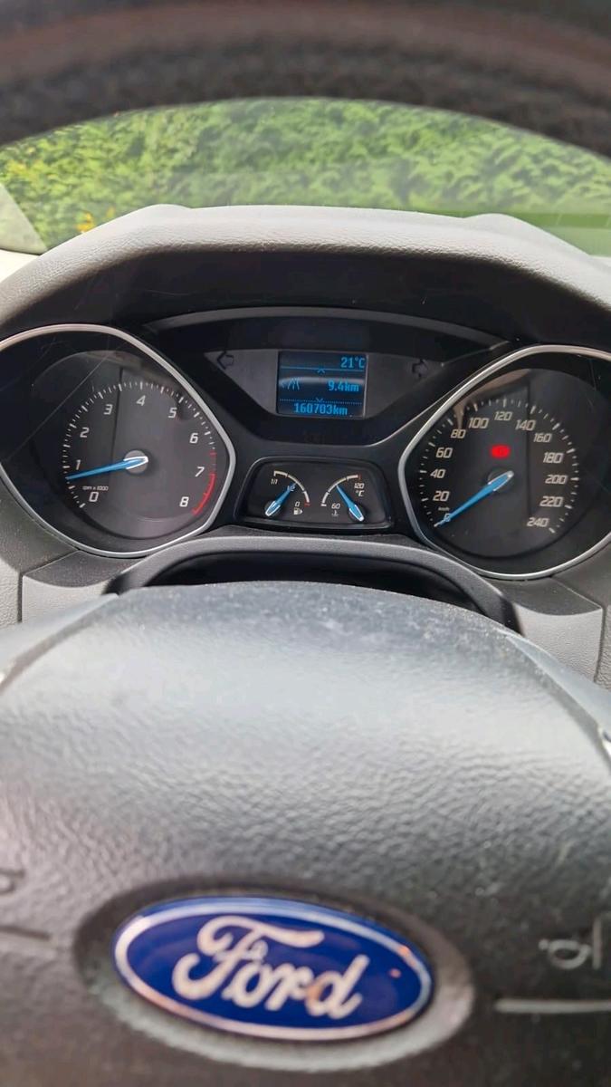 Ford Focus 2012 — photo 10