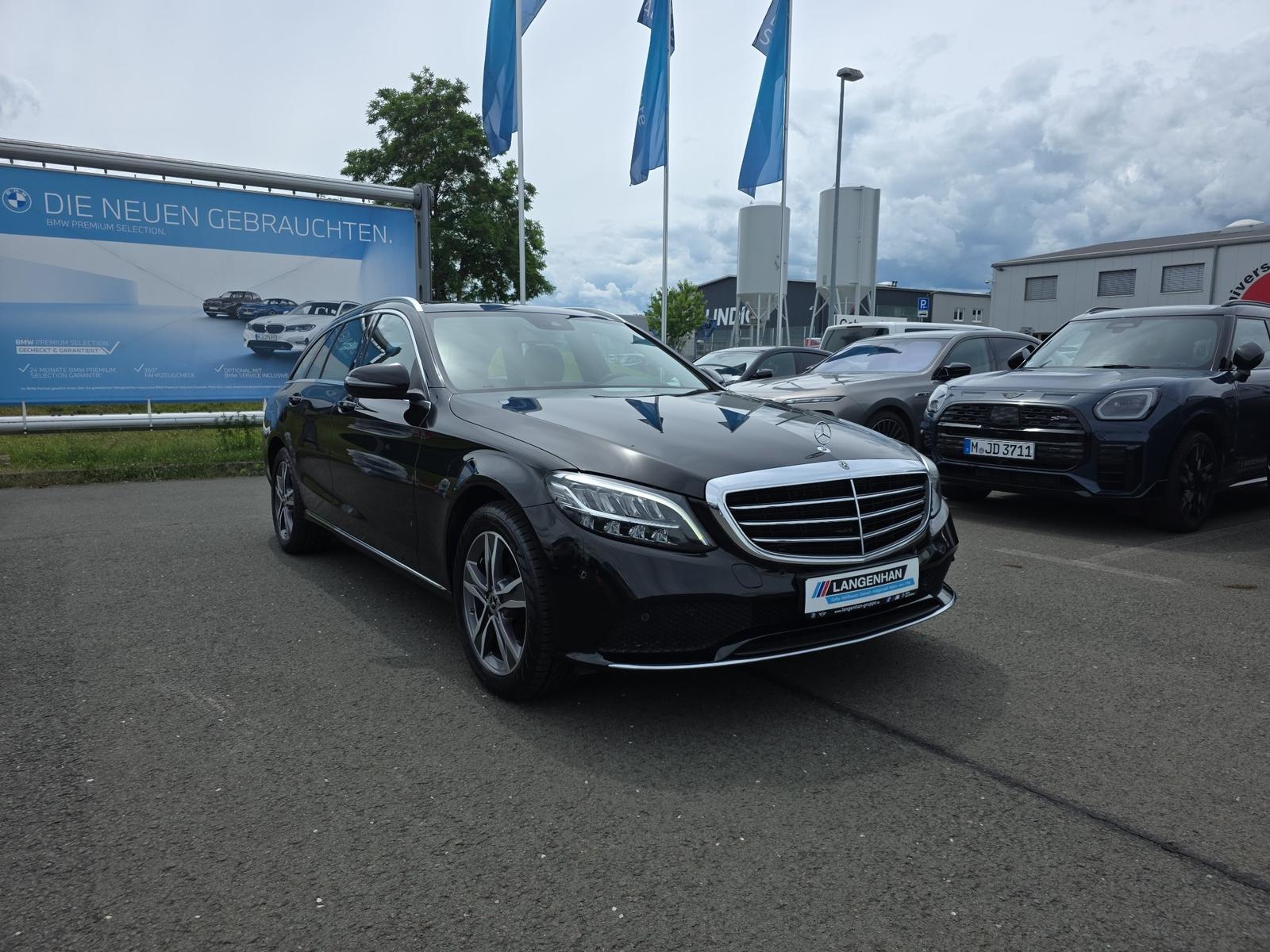 Mercedes-Benz C 180 Exclusiv Pano LED Kamera el.Sitze Klimaaut