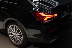 MERCEDES-BENZ A 200 d Limousine 4Matic*CAM*AMBIENTE*PANO*SOUND