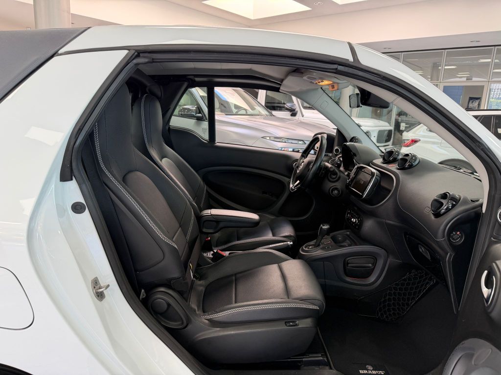 Smart Fortwo fortwo Brabus Cabrio Xclusive*KAM*JBL*PDC*LEDER*