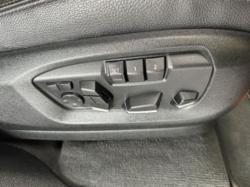 BMW X5 M50 *Soft-Close*Head-UP*Memory*Pano*360°*