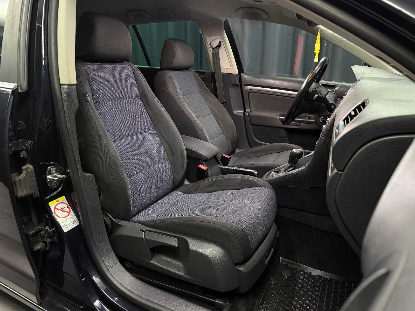Fahrzeugabbildung Volkswagen Golf VI Variant Style BlueMotion |DSG|NAVI|AHK