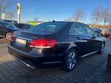 Mercedes-Benz E 220 Avantgarde BlueTec 9G-Tronic - Mercedes-Benz E 220 mit Diesel-Antrieb: Limousine, Automatik