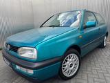 Volkswagen Golf 3 1.8l Oldtimer Automatik Klima Top Zustand - Volkswagen Golf: Grün, Schiebedach