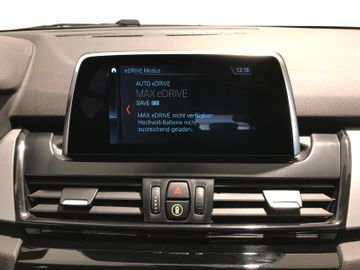 BMW Active Tourer 225xe KLIMA LED NAV PDC SHZ TEMP