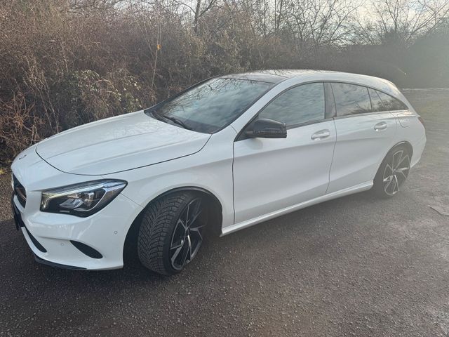 MERCEDES-BENZ CLA 220