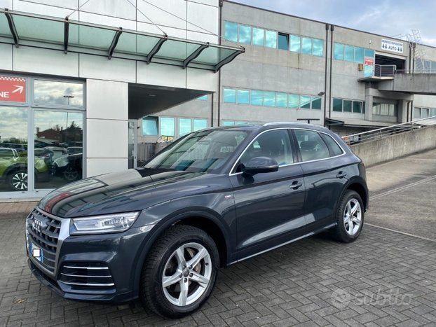AUDI AUDI Q5 40 TDI quattro S tronic Sport