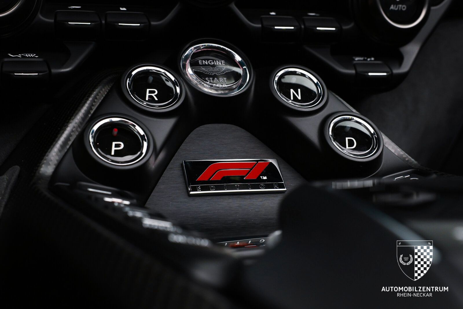 Aston Martin V8 Vantage - Bild 32